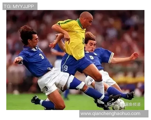 足球球星全景图鉴精彩呈现全球顶尖球员风采与历史传奇